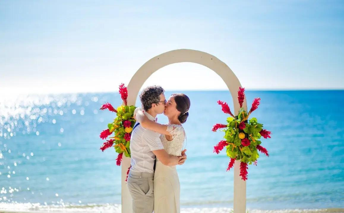 Cook Islands vs Bali: Which Destination Wins for Your Dream Wedding?